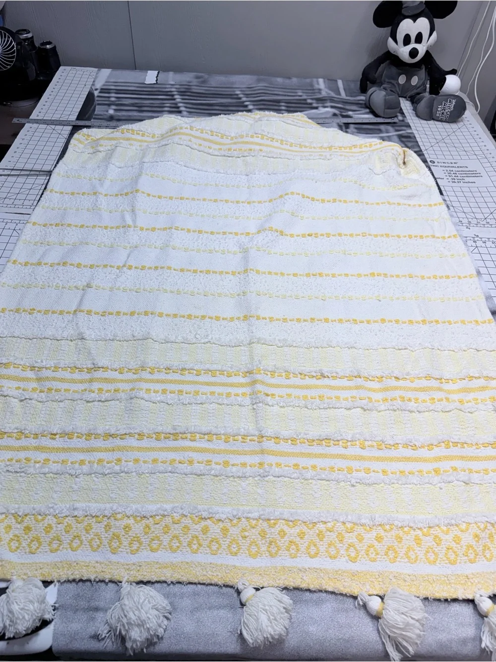 Artisan De Luxe Home Textured Cotton Pompom Throw Blanket